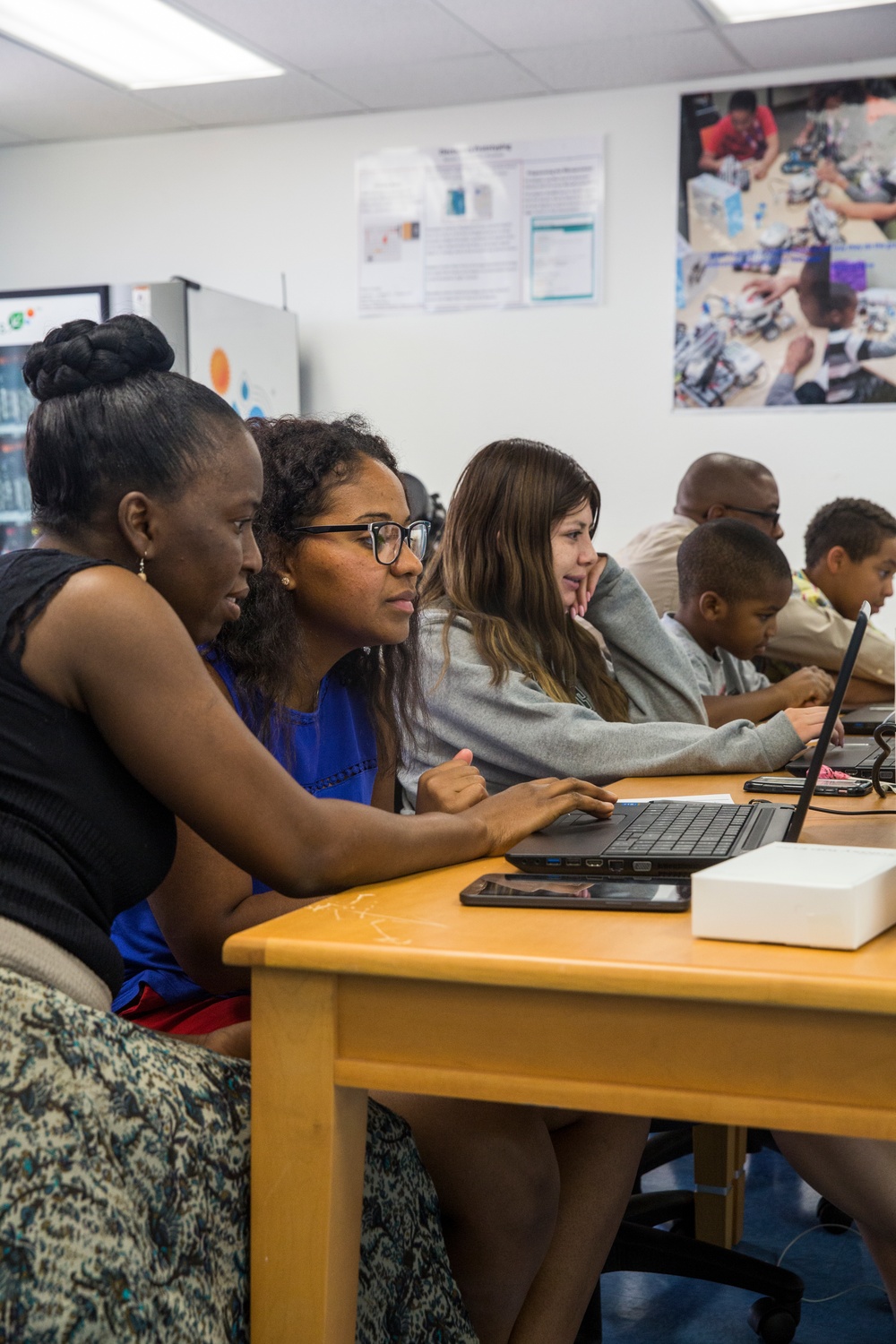 Shadow Mountain Branch Library hosts tech labs for children