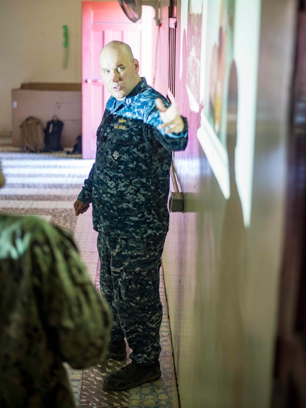 Sailors Participate in Medical Subject Matter Expert Exchange during SPS 17