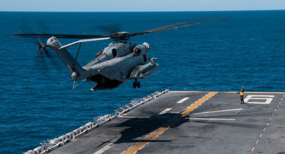 Air Defense Exercise aboard USS Bonhomme Richard (LHD 6)