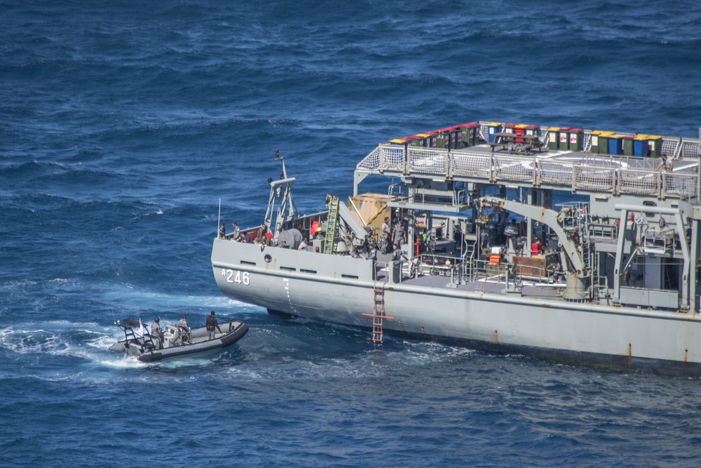 RAN Divers and HMAS Melville support MV-22 salvage and recovery operations