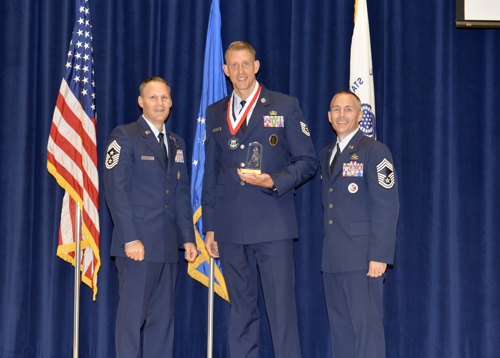 NCOA Class 17-5 Commandant Award