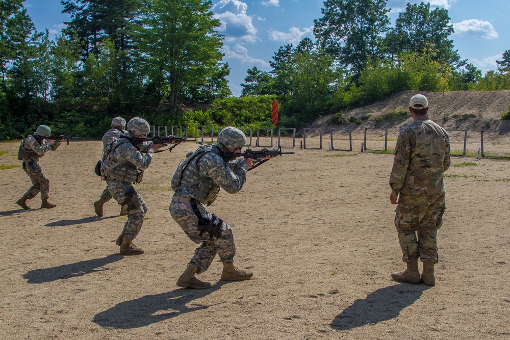 2017 Army Reserve Best Warrior winners and runners up practice movement