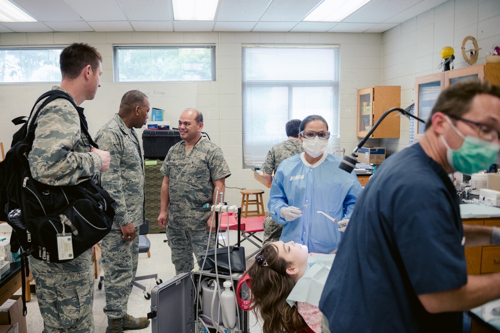 Smoky Mountain Medical IRT Welcomes Distinguished Visitors