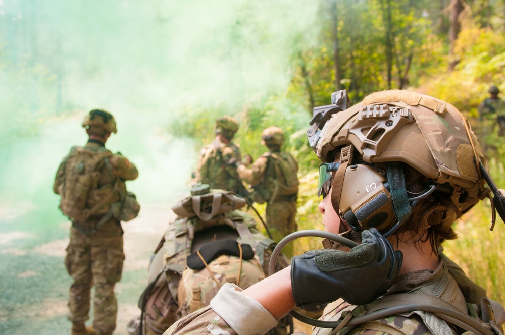I Corps Soldiers test out new head and ear protection