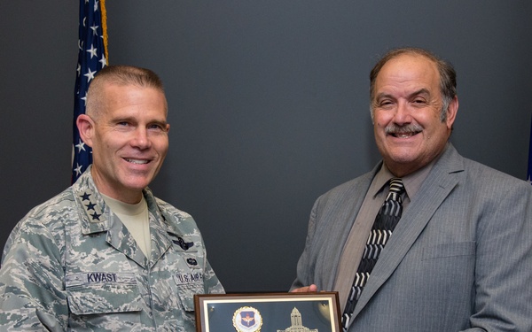 AU historian receives AETC excellence award