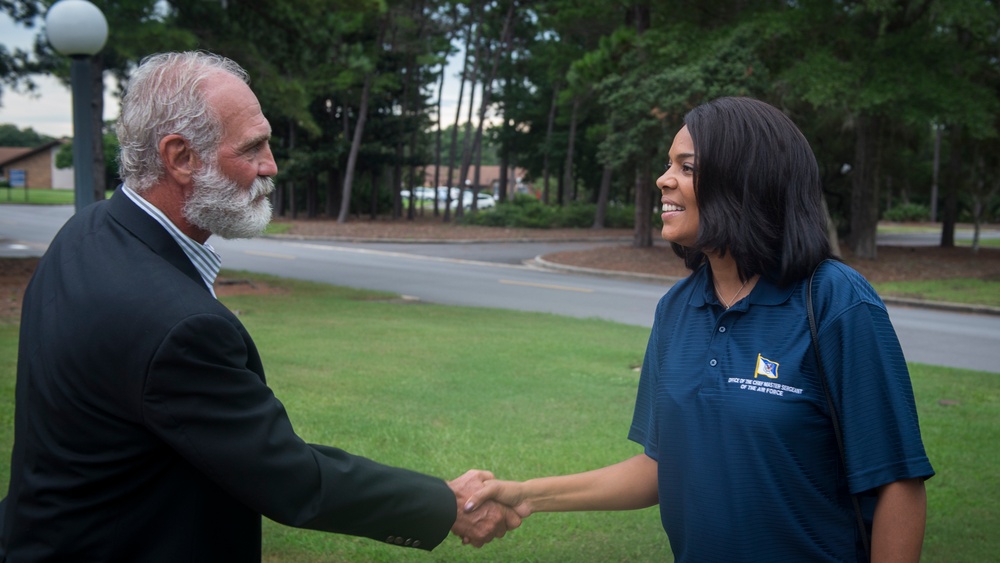 Air Force Enlisted Village hosts CMSAF