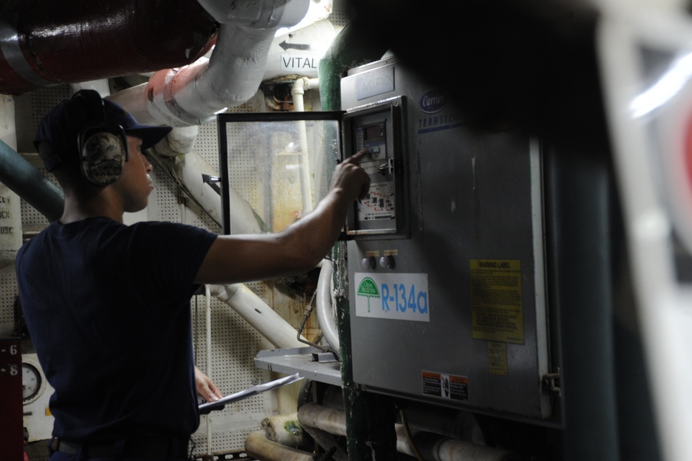 USCGC Tampa Crew Conducts Checks