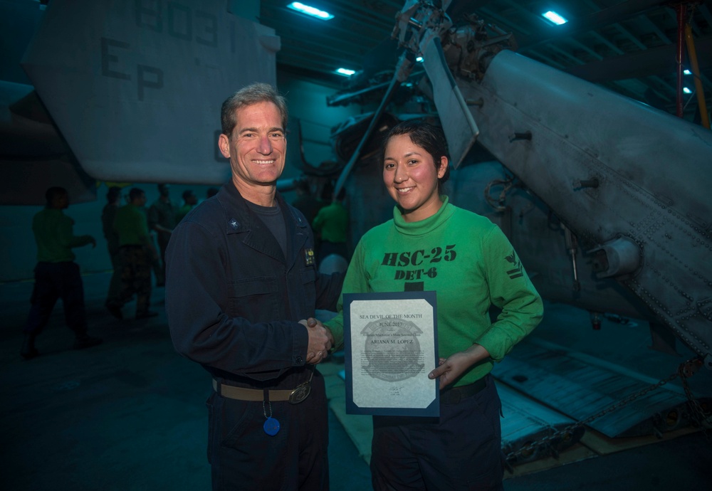 HSC-25 All Hands Call with ESG 7 Commander