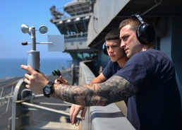 Sailors Read Weather