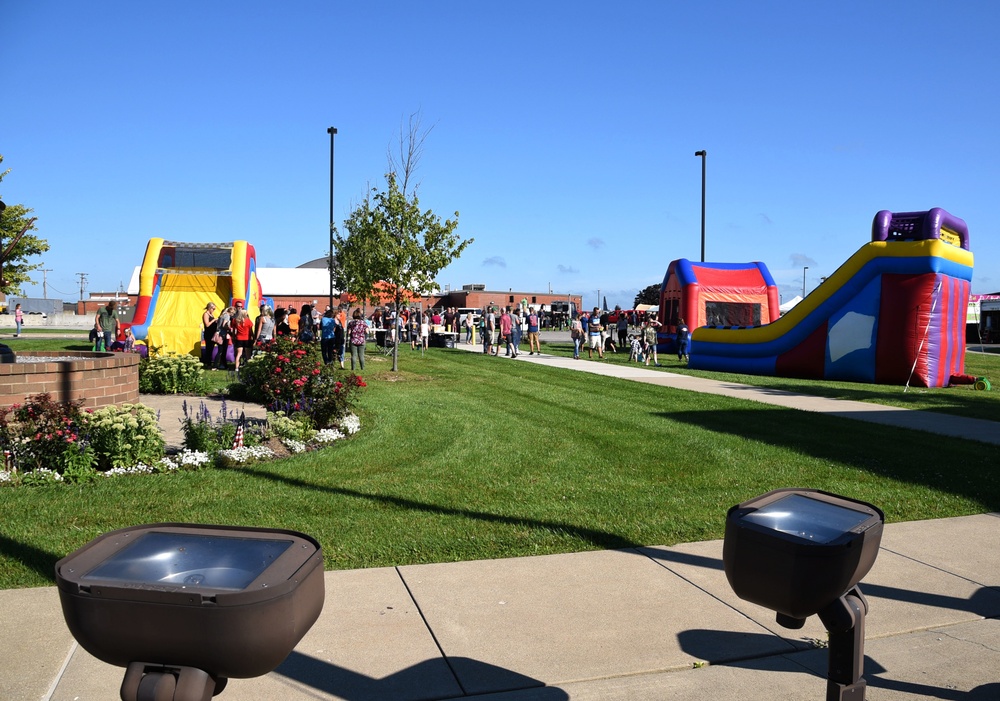 179th Airlift Wing Hosts Family Day