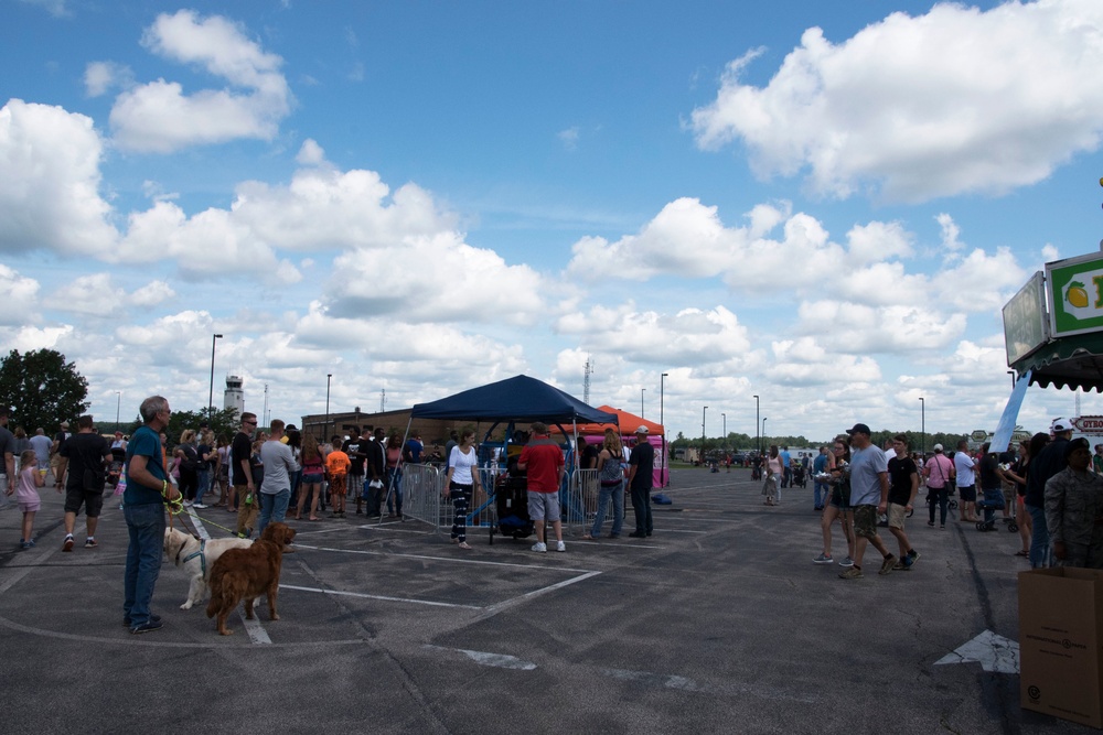 179th Airlift Wing Hosts Family Day