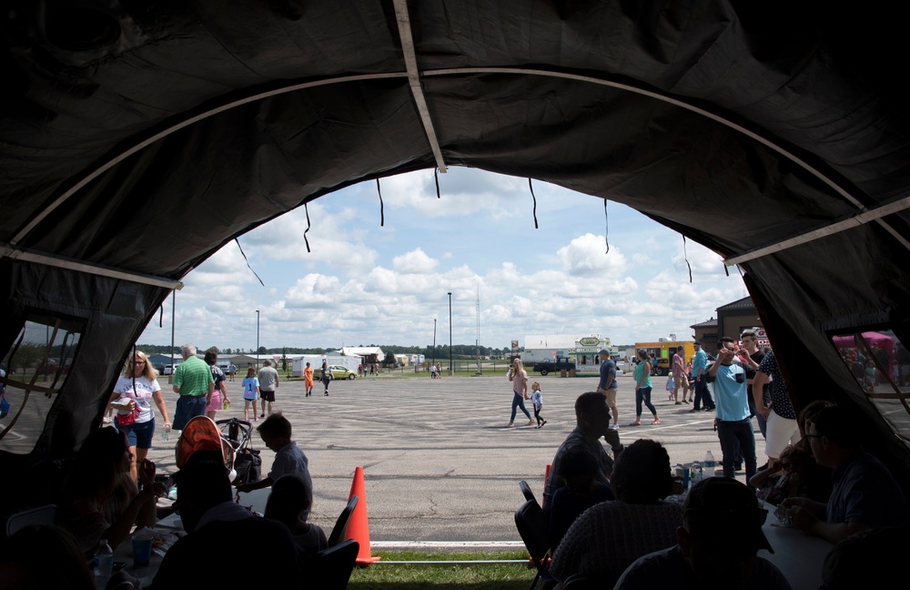 179th Airlift Wing Hosts Family Day
