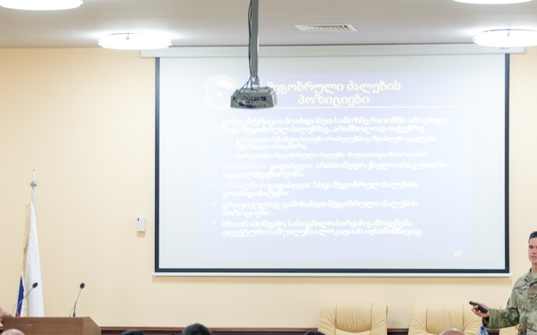 U.S. Air Force trains GSOF on call for fire procedures