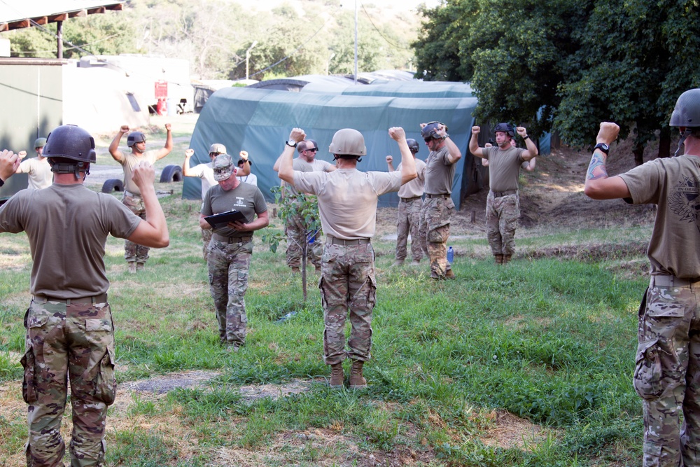 U.S. paratroopers conduct prejump training with Georgian SOF