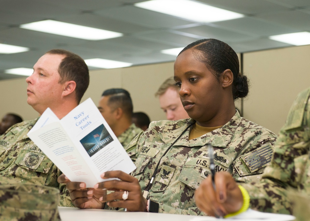 Fleet Introduction Team gives presentation to San Diego career counselors