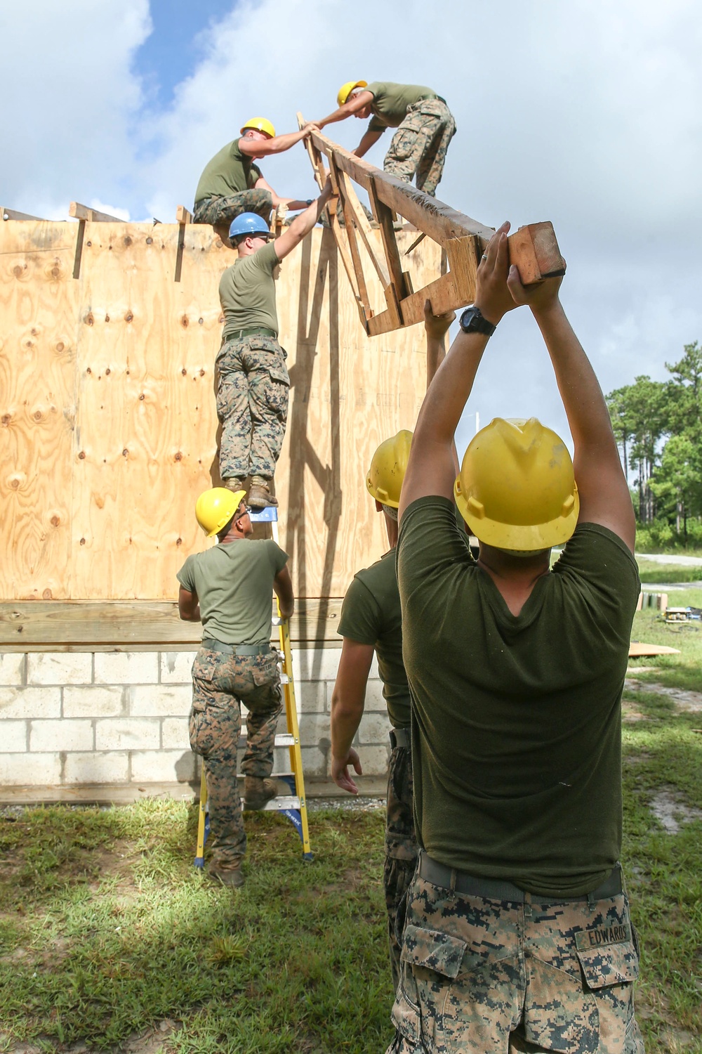 8th ESB develops ETA-8 building for MCES students