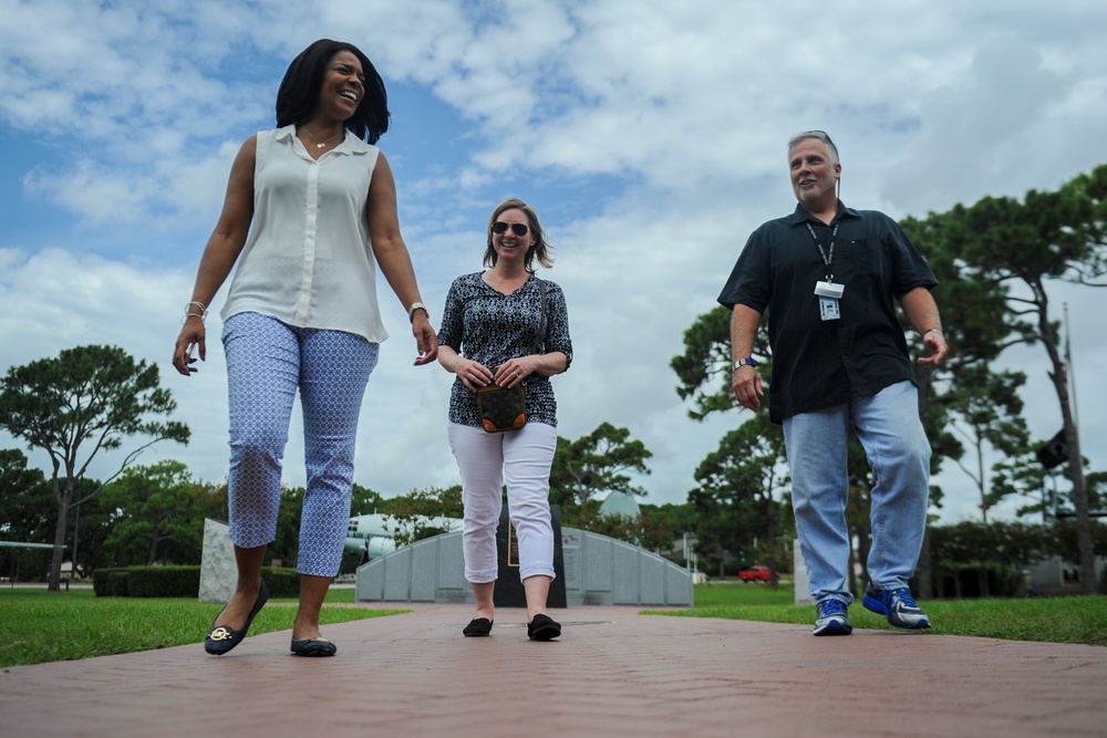 CMSAF Kaleth O. Wright visits Hurlburt Field