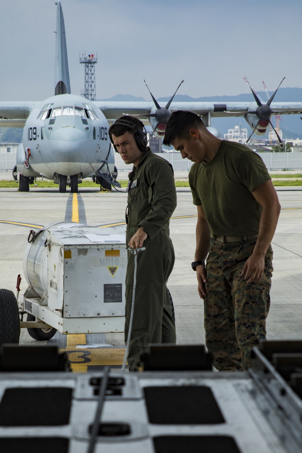 VMGR-152 arrives at Whidbey Island for unit-level training