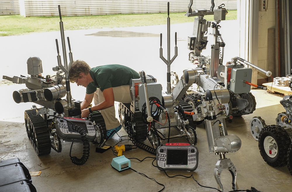 The force behind the machines: 8th CES EOD receives maintenance, operational training