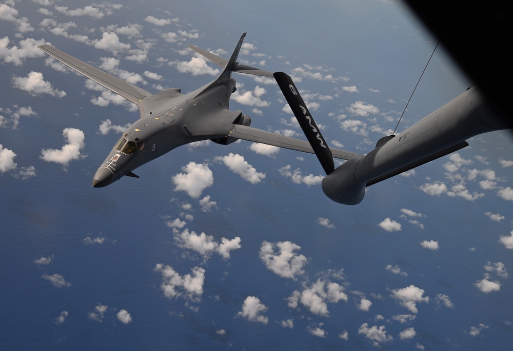 B-1B Lancers practice sorties in Guam airspace