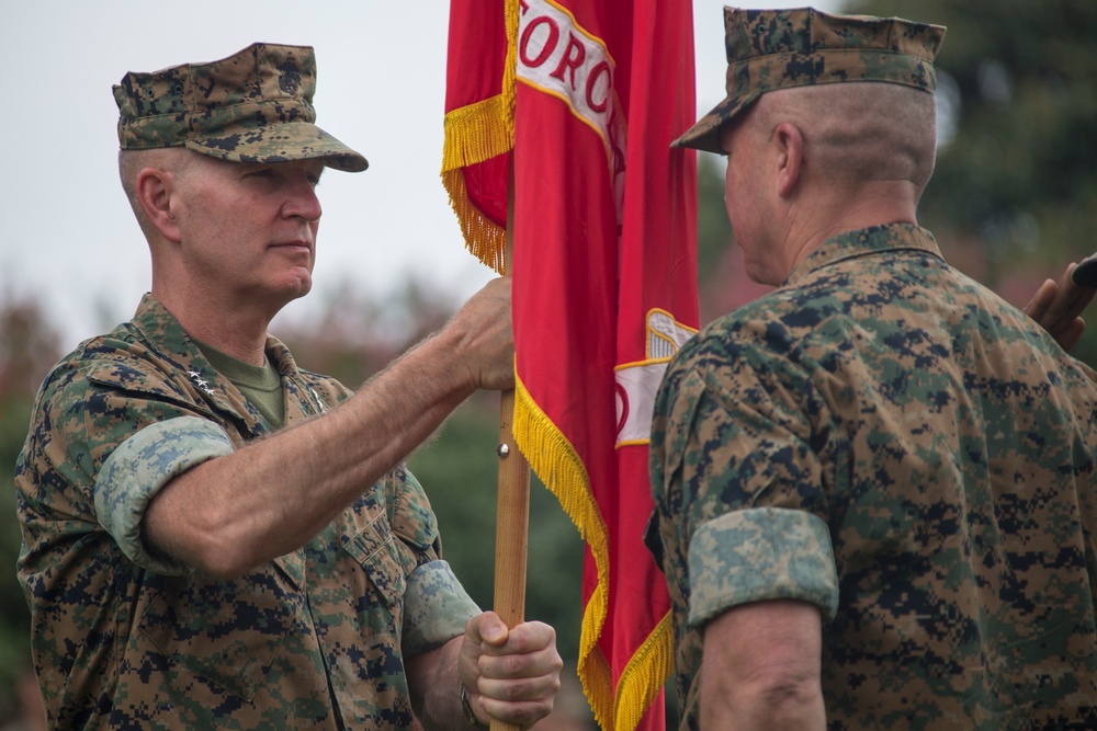 DVIDS - Images - CMC Attends MARFORCOM Change of Command Ceremony ...