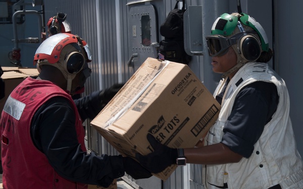 USS Lake Erie (CG 70) VERTREP with USNS Carl Brashear