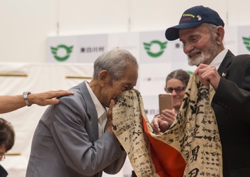 Marine returns Japanese WWII flag to original family