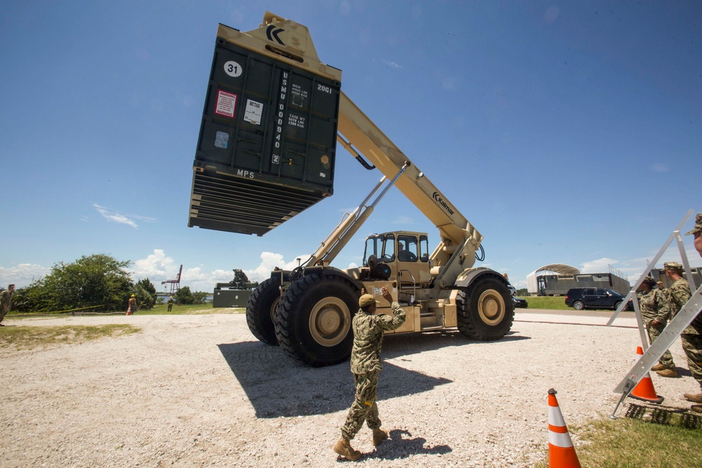 MPFEX 17: container unload