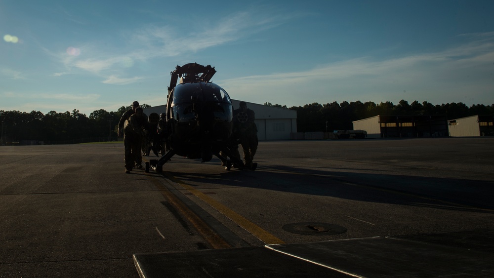 15th SOS conducts joint training with Army