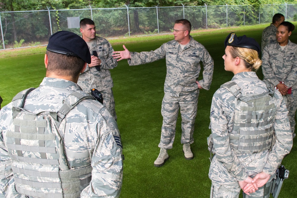 Ninth AF Command Chief visits Team Seymour