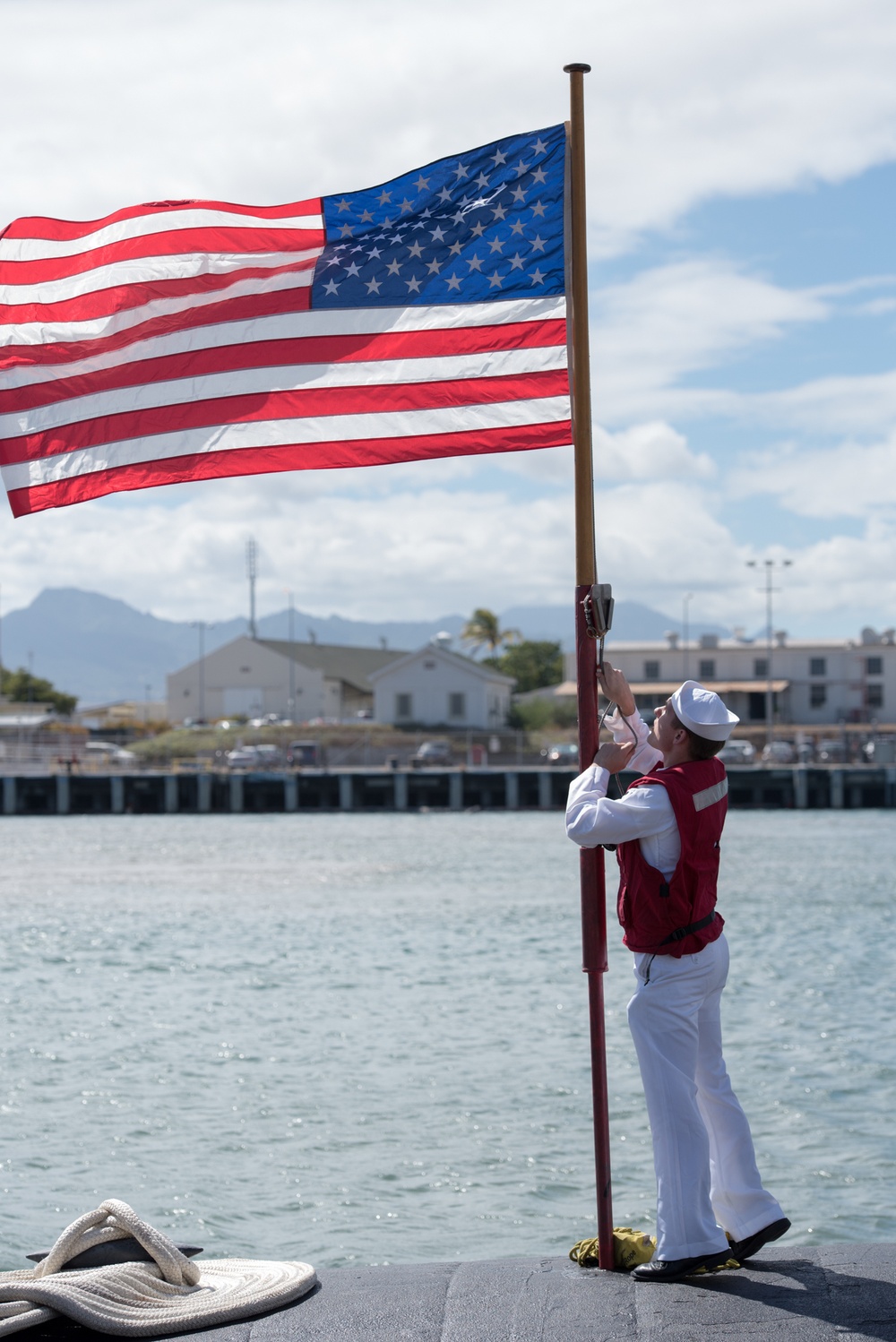 USS Santa Fe Returns to Pearl Harbor