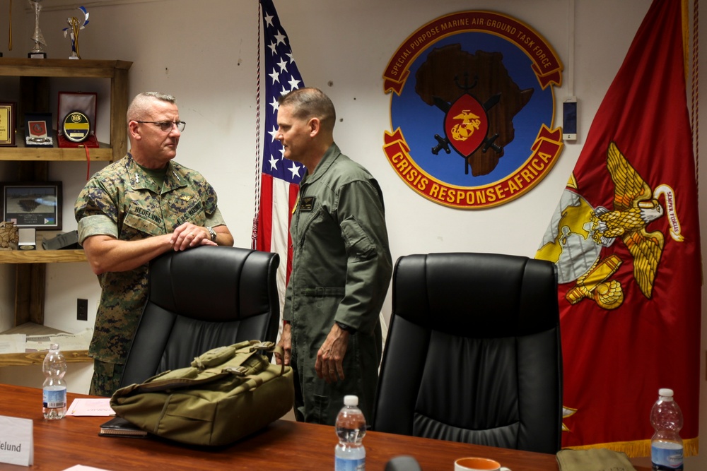 II Marine Expeditionary Force Commanding General Visits SPMAGTF-CR-AF