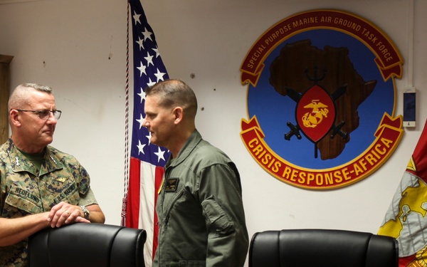 II Marine Expeditionary Force Commanding General Visits SPMAGTF-CR-AF
