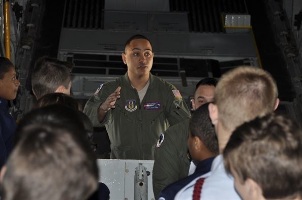 Air Force JROTC cadets visit Reserve wing