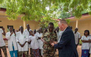 Shoulder to shoulder, sharing medical practices: American and Cameroonian military medical professionals partner, develop relationship through MEDRETE 17-5