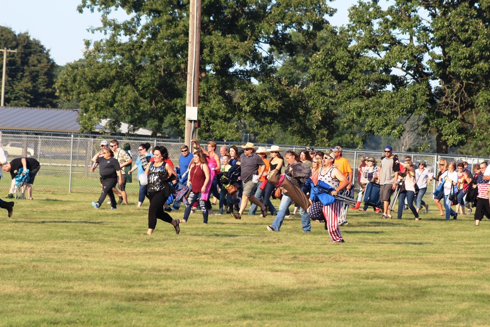 Thousands attend 2017 concert at Fort McCoy