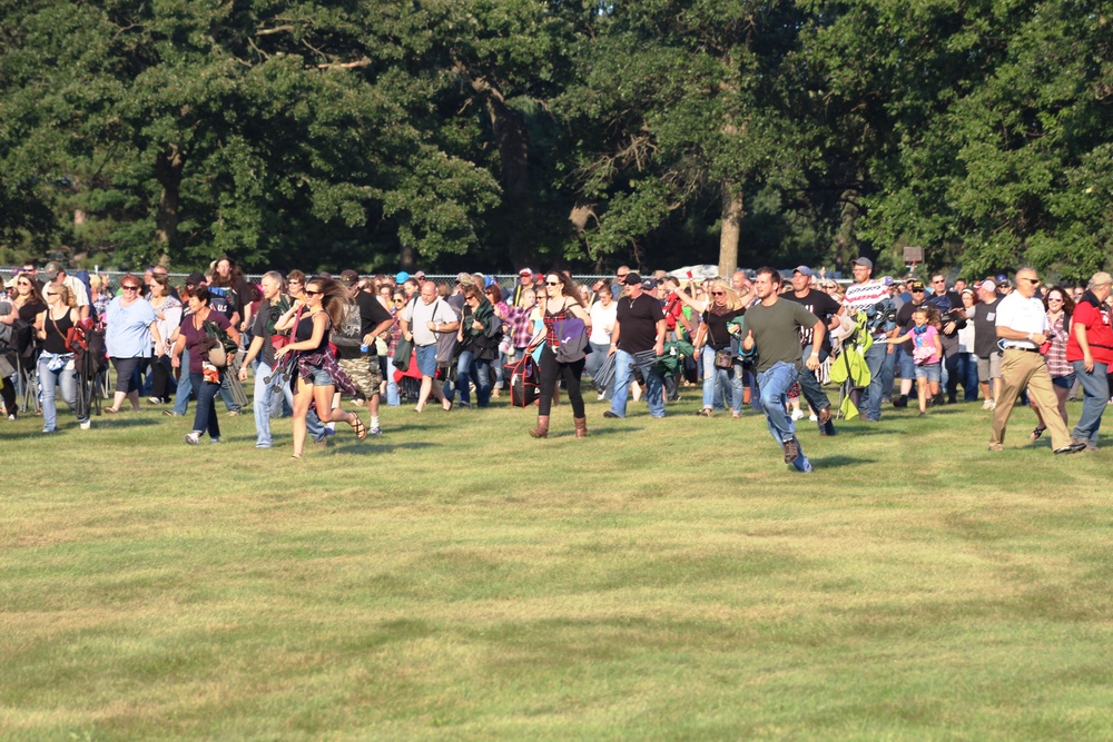 Thousands attend 2017 concert at Fort McCoy