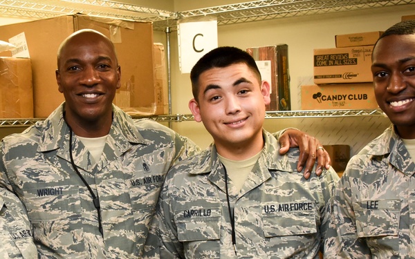 CMSAF Kaleth O. Wright visits 70th ISRW Airmen