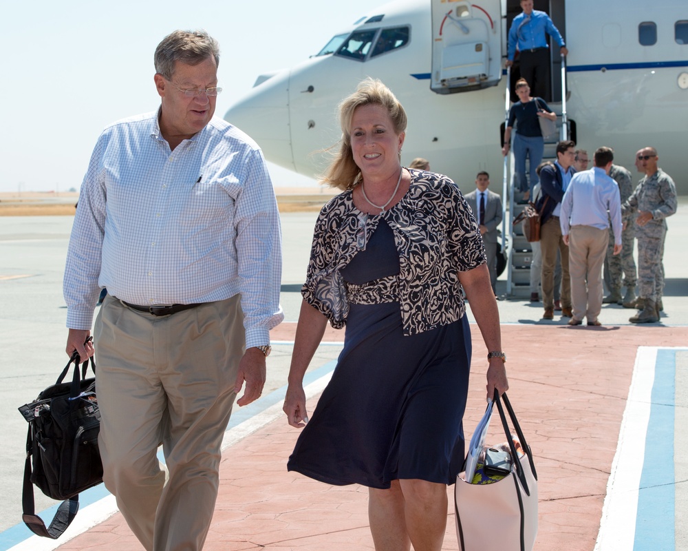 Congressional Delegation visits Travis AFB