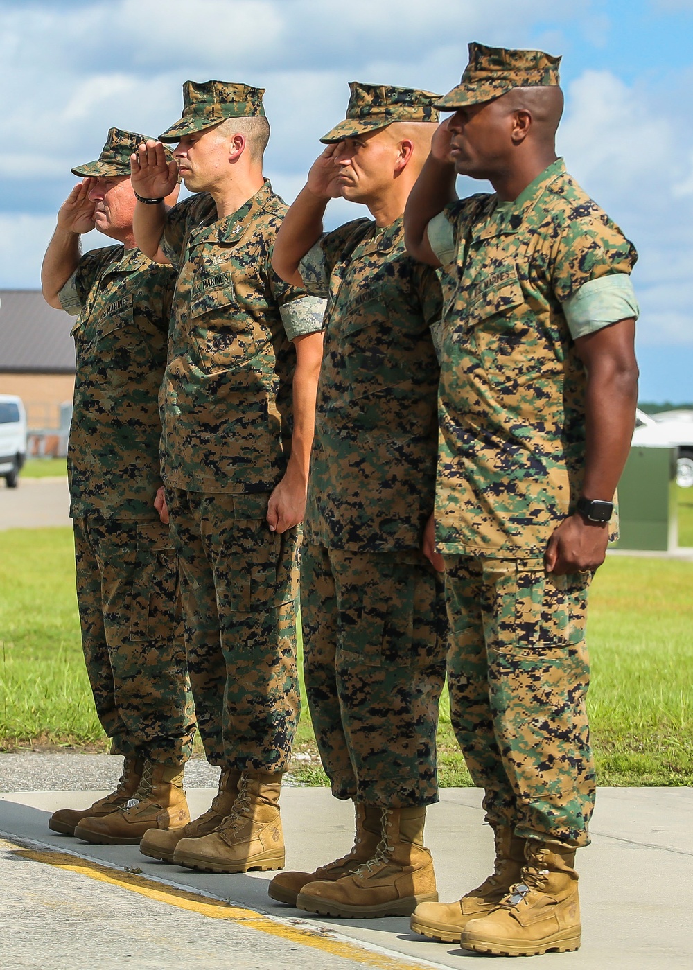 SECNAV visits Fightertown