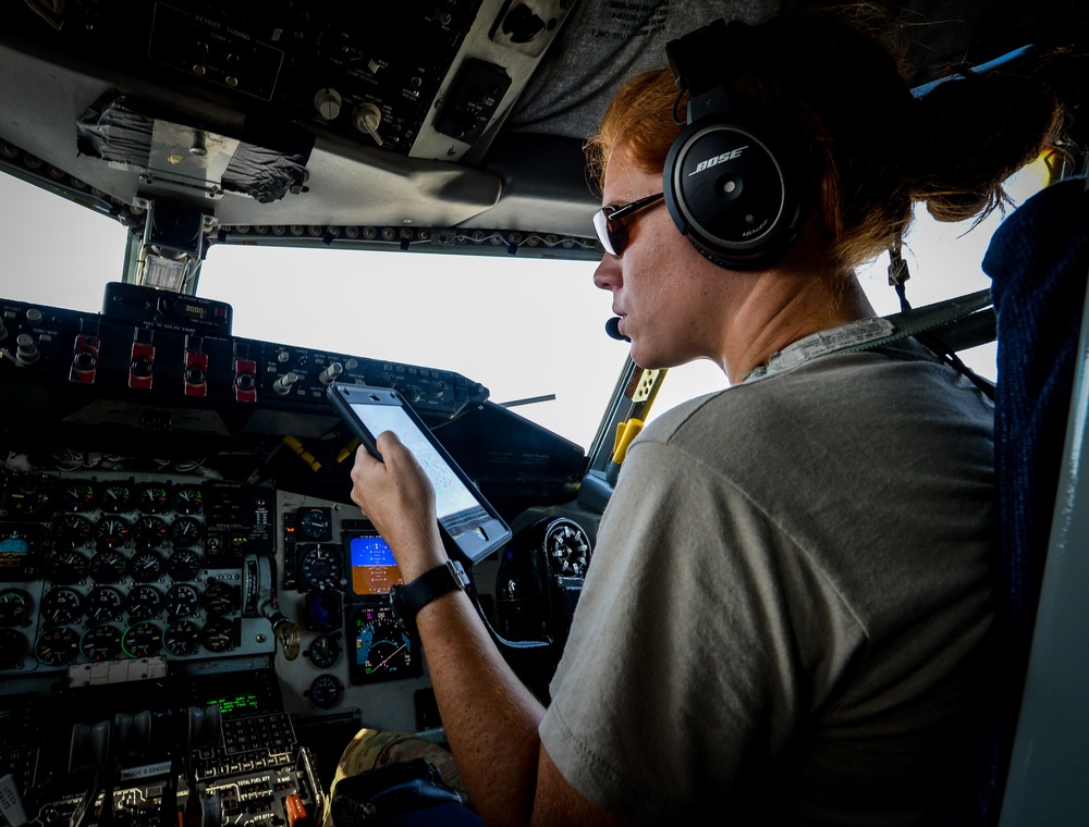 KC-135 crew refuels RC-135V/W