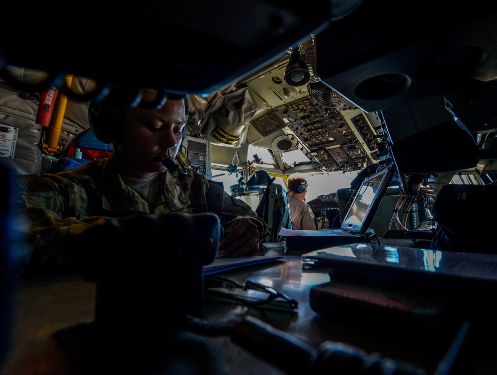 KC-135 crew refuels RC-135V/W