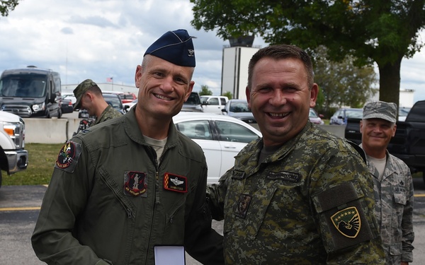 KSF Commander visits 132d Wing