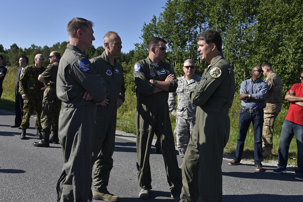 A-10 Warthog Practices Improvised Landings in Estonia