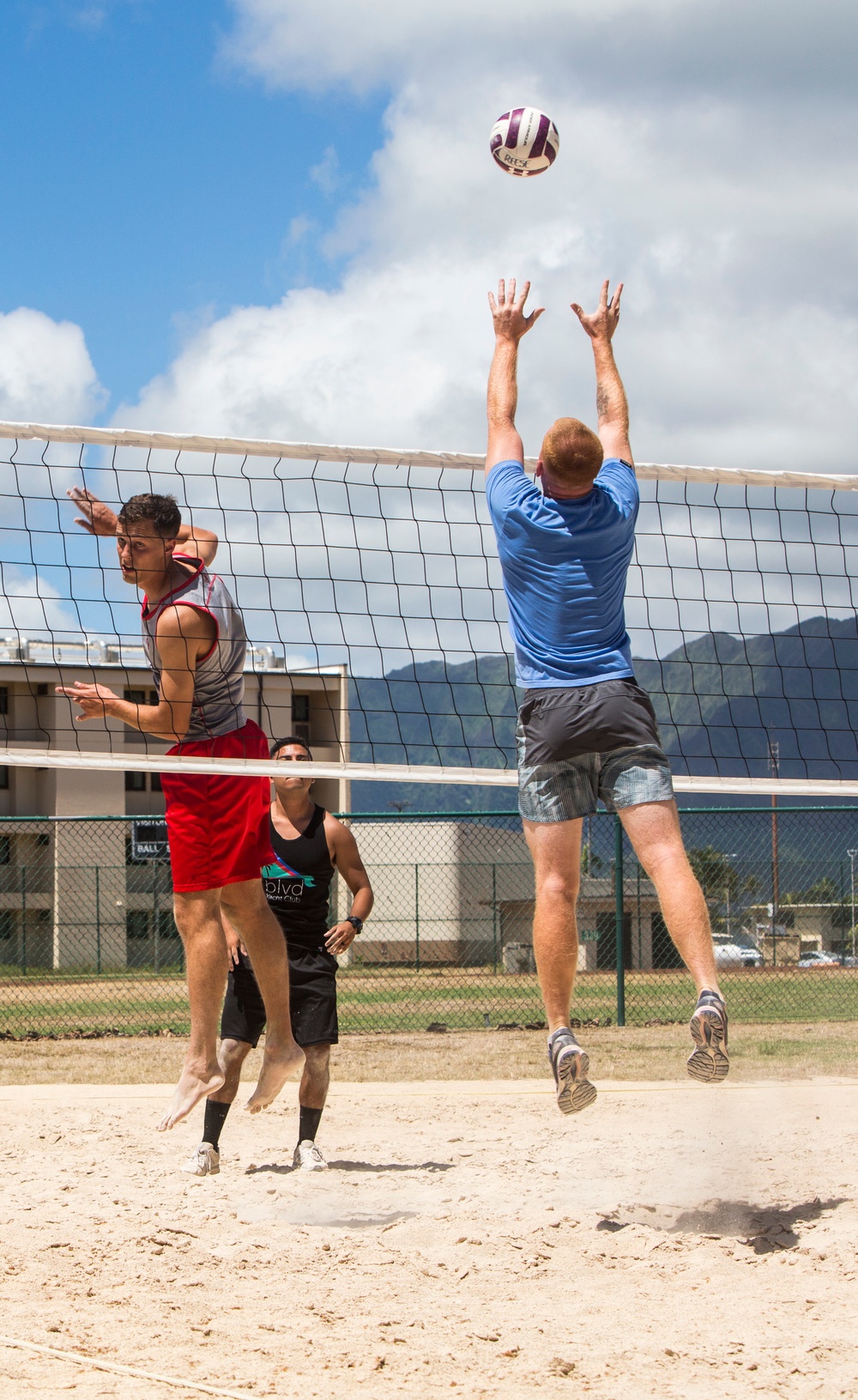 Hawaii Marines fight for championship title