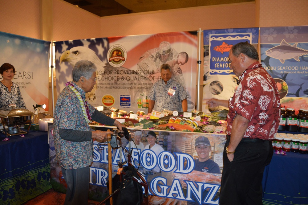Commissaries, Exchanges promote Hawaii business