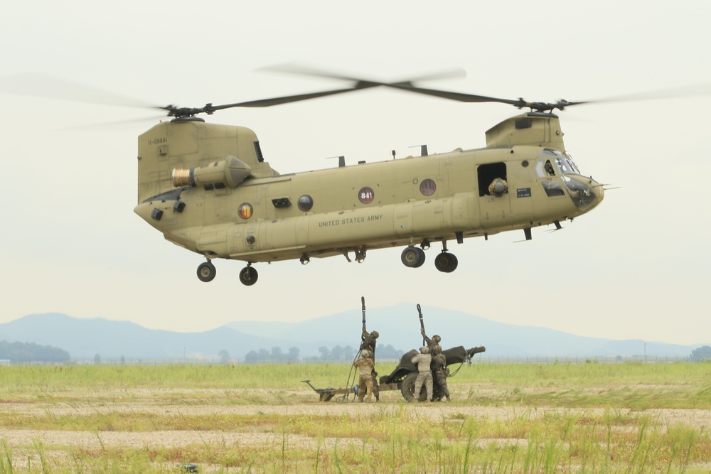 U.S., ROKA conduct joint sling-load aerial movement training