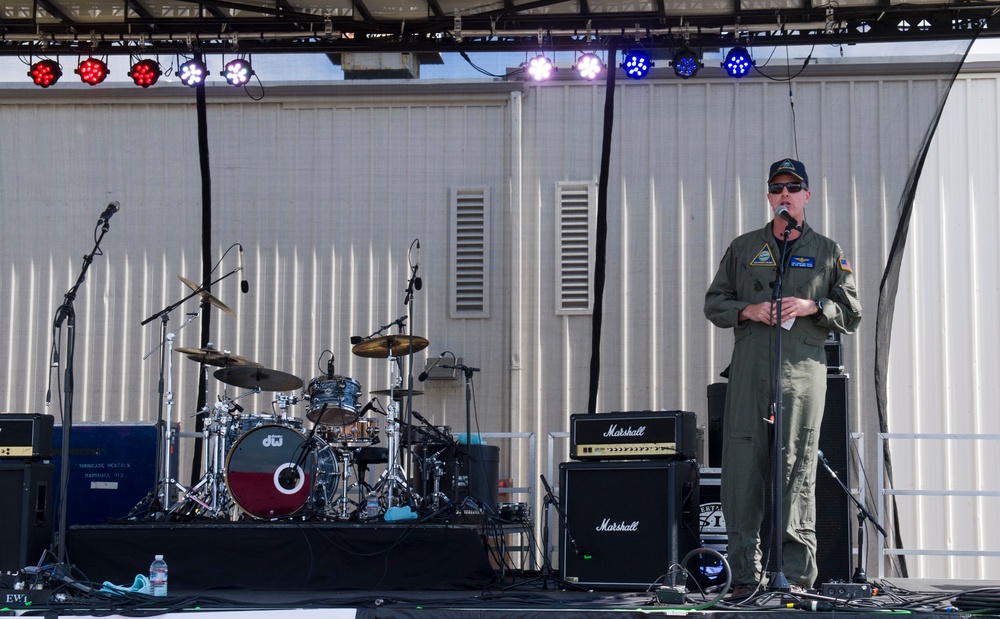 Vertical Horizon Plays at Naval Air Station Whidbey Island
