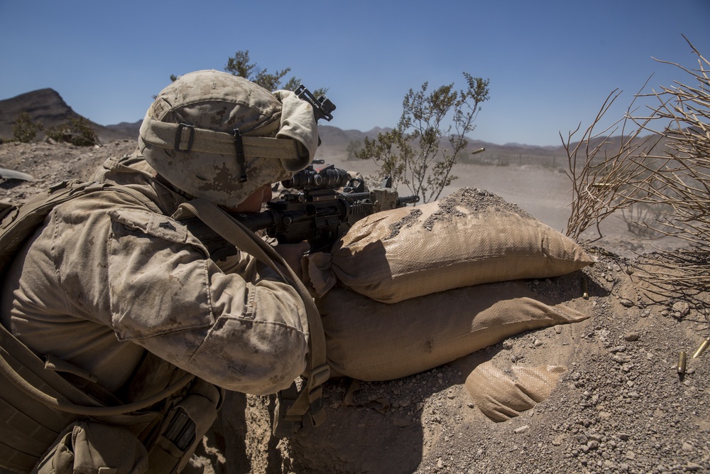 Melting pot: Marines with 1/1 and 2nd AAB conduct integrated live-fire range