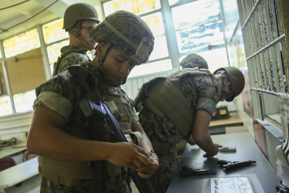 III MEF Marines conduct OC, quick-reaction force training aboard Camp Hansen